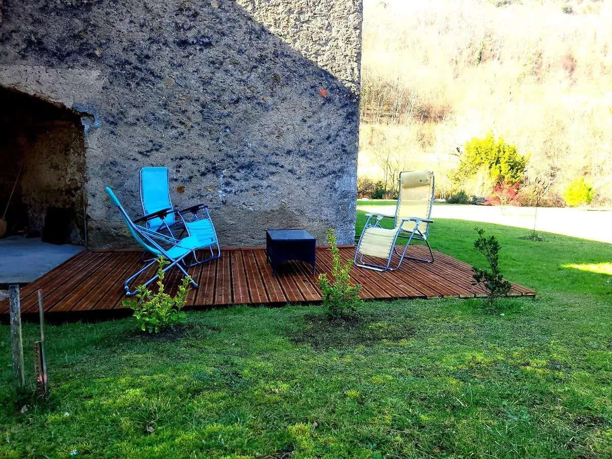 Gite La Glycine Dun 0*,  France